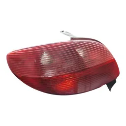 Lanterna Traseira Esquerda Peugeot 206 1999 2000 2001 A 2004